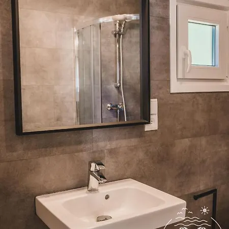 Kaper - Nad Morzem * ليبا